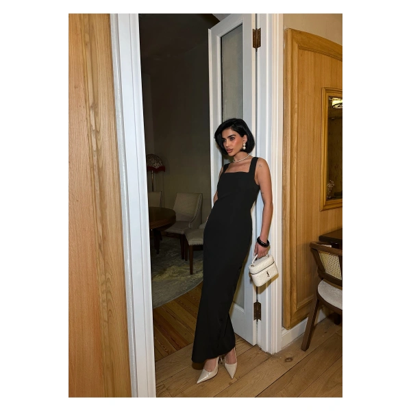 Kadın Uzun Yırtmaçlı Elbise