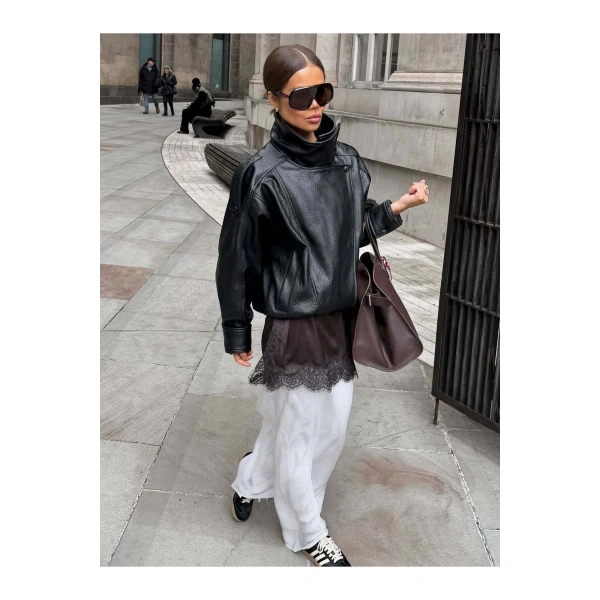 Kadın ZR Model Dik Yaka Fermuarlı Deri Ceket