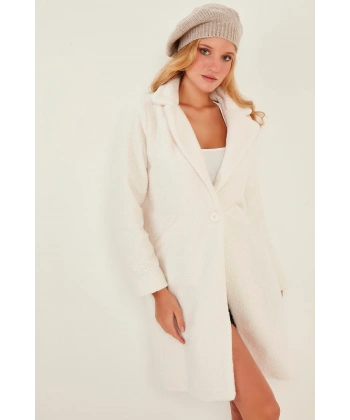 Kadın Beyaz Buklet Kaban