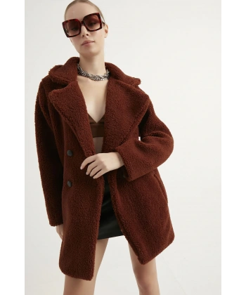 Kadın Acı Kahve Astarlı Düğmeli Peluş Kaban