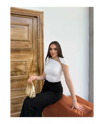 Kadın Asimetrik Drapeli Zr Model Top Bluz
