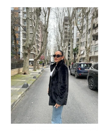 Peluş Kapşonlu Yumoş Kürk Kaban
