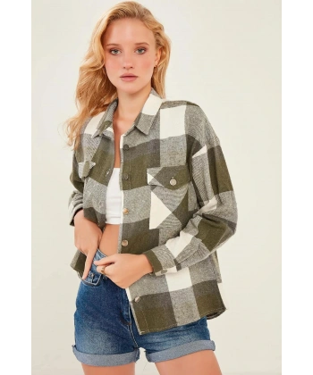 Kadın Yeşil Ekoseli Cepli Oduncu Gömlek