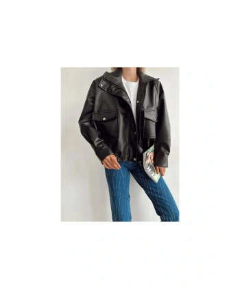 Yanlardan Büzgü Detaylı Deri Ceket