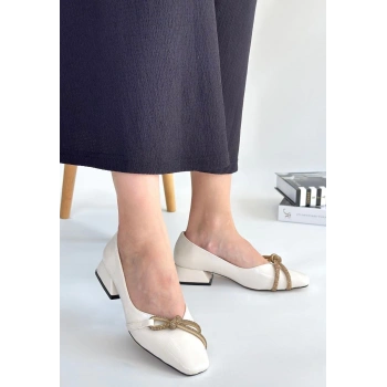 Estay Ten Rugan Topuklu Ayakkabı