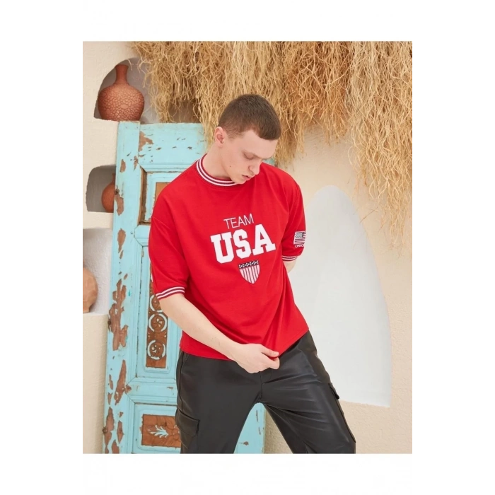 Erkek Bisiklet Yaka Tişört Nakış İşlemeli Kısa Kol Oversize T-Shirt - Kırmızı