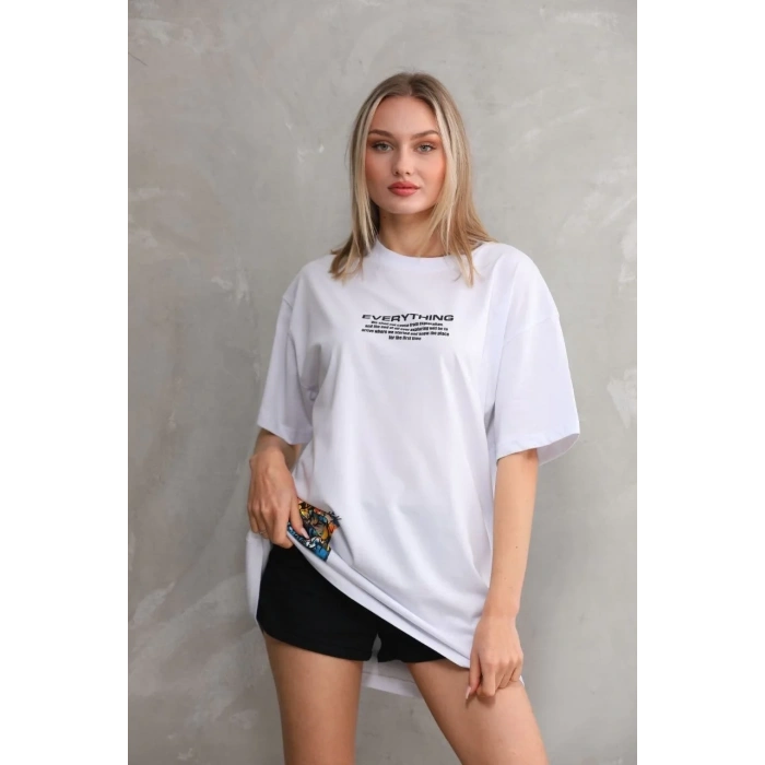 kadın Bisiklet Yaka Baskılı Oversize T-Shirt - Beyaz