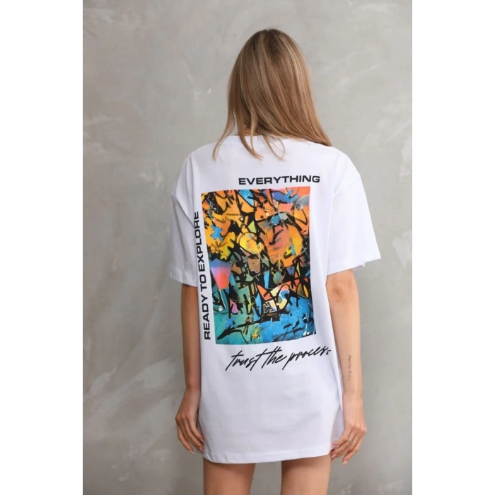 kadın Bisiklet Yaka Baskılı Oversize T-Shirt - Beyaz