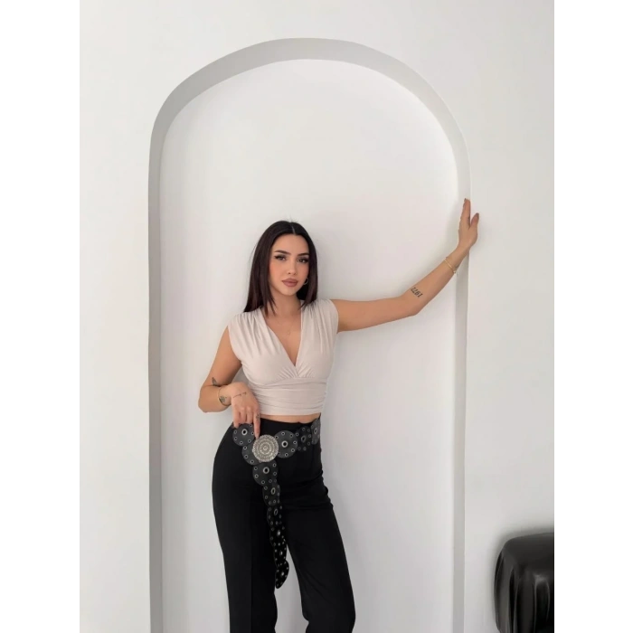 Kadın Vatkalı Kolsuz V Yaka Drapeli Crop Bluz Likralı Fit - Boyalı Gri