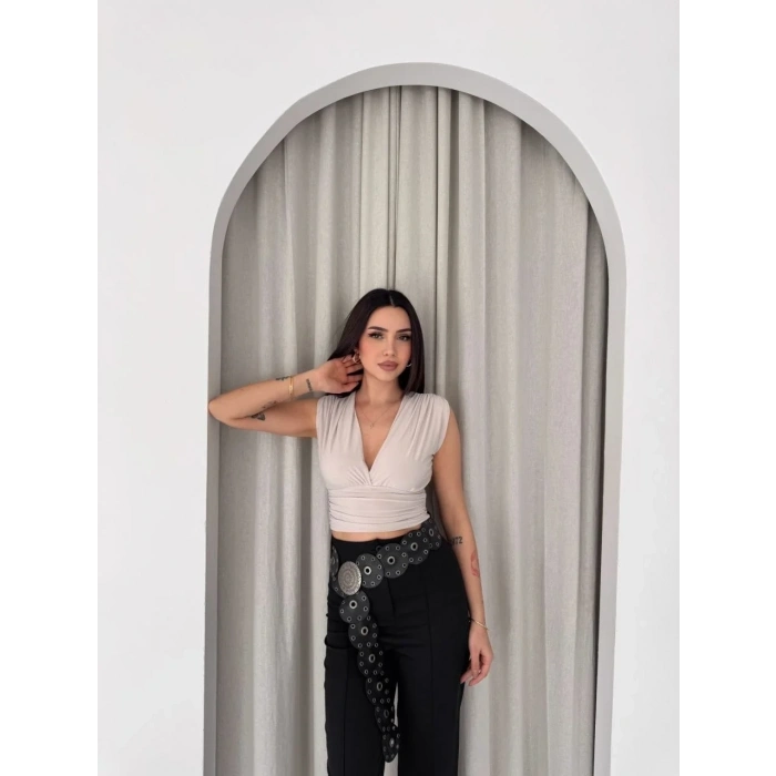 Kadın Vatkalı Kolsuz V Yaka Drapeli Crop Bluz Likralı Fit - Boyalı Gri