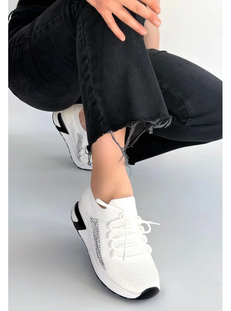 Belan Beyaz Triko Bağcıklı Spor Ayakkabı