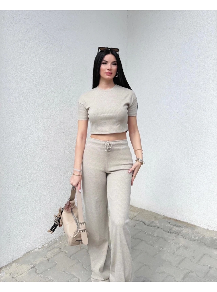 Bol paça pantolonlu alt üst takım