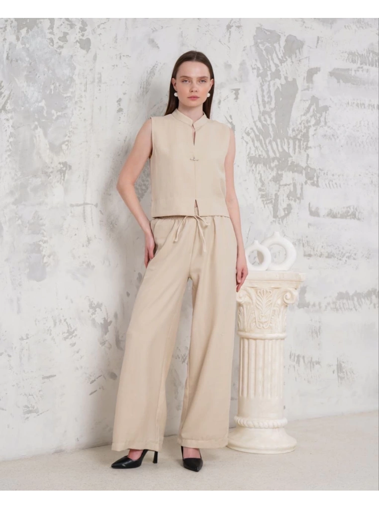 Broşlu yelek pantolon takım bej s255821
