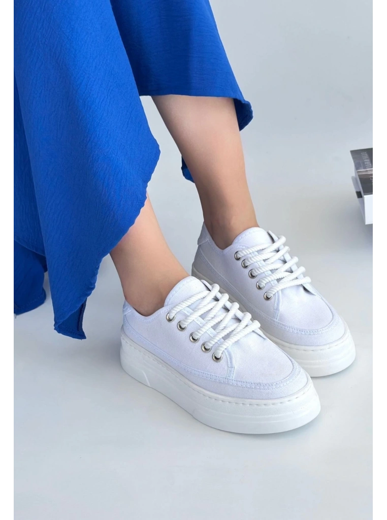 Carin Beyaz Keten Bağcıklı Spor Ayakkabı