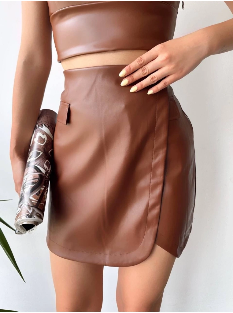 Cep detaylı oval kapaklı deri etek kahve h240048