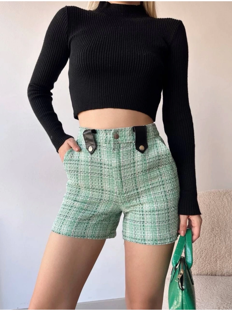 Çıtçıtlı siyah köprü tüvit şort yeşil
