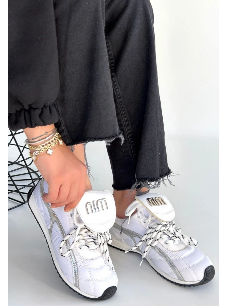 Dissa Beyaz Cilt Bağcıklı Paraşüt Detaylı Spor Ayakkabı