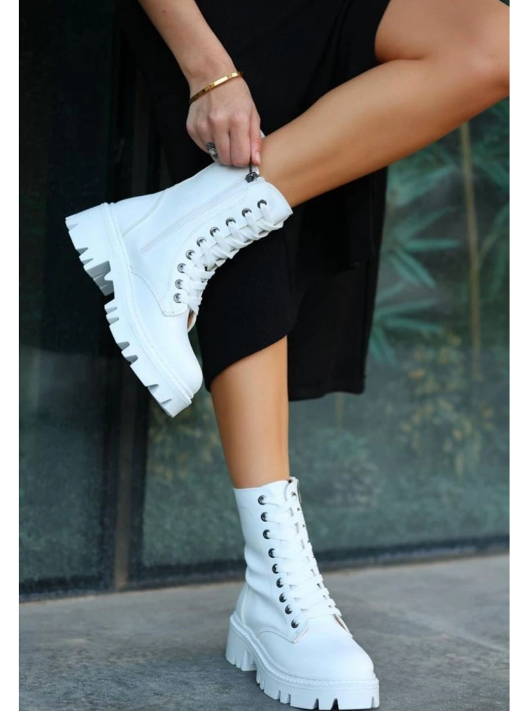 Flona Beyaz Cilt Bağcıklı Bot