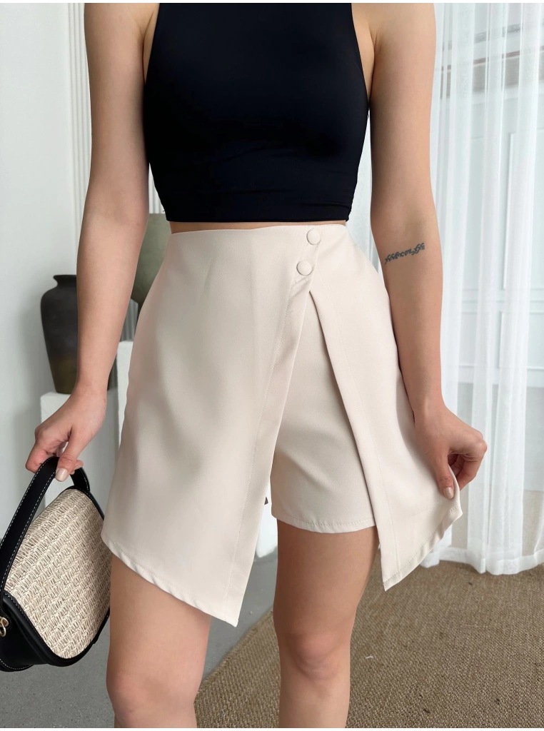 İki düğmeli şort etek S24046