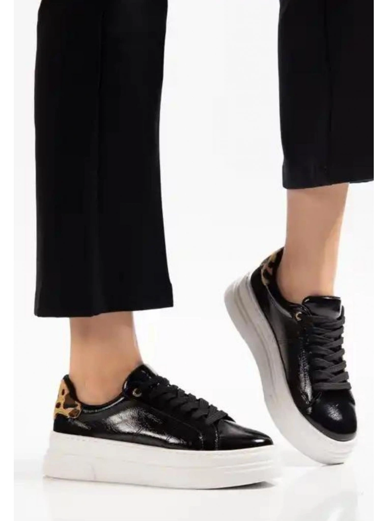 Jetan Siyah Rugan Bağcıklı Spor Ayakkabı