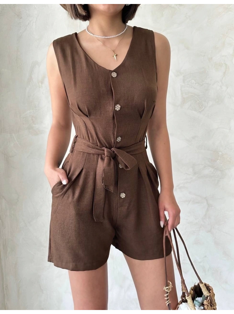 Kuşaklı şortlu tulum