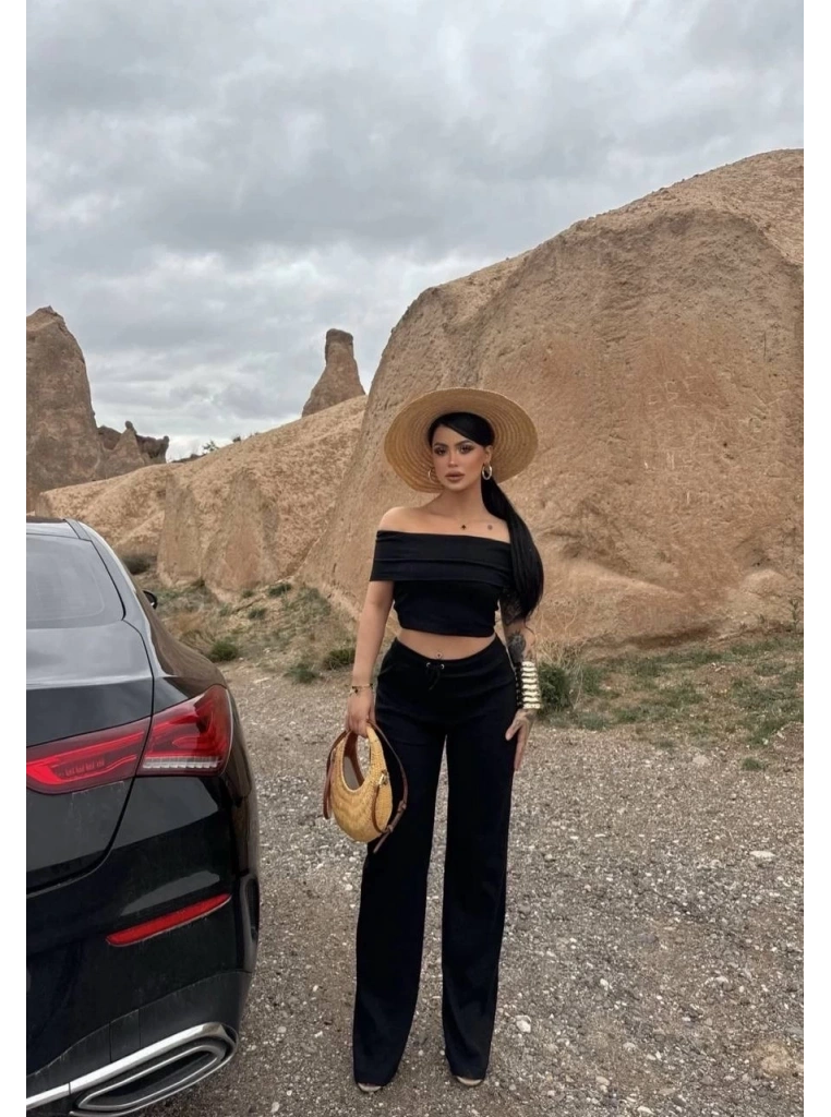 Madonna yaka bol paça pantolonlu takım