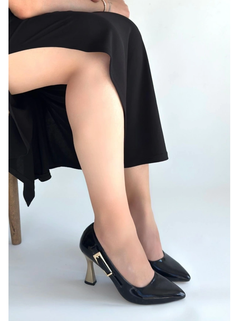 Motya Siyah Rugan Topuklu Ayakkabı