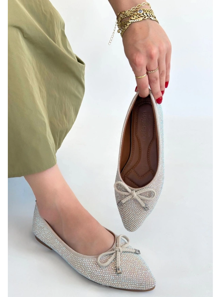 Sarra Bej Saten İşlemeli Babet Ayakkabı