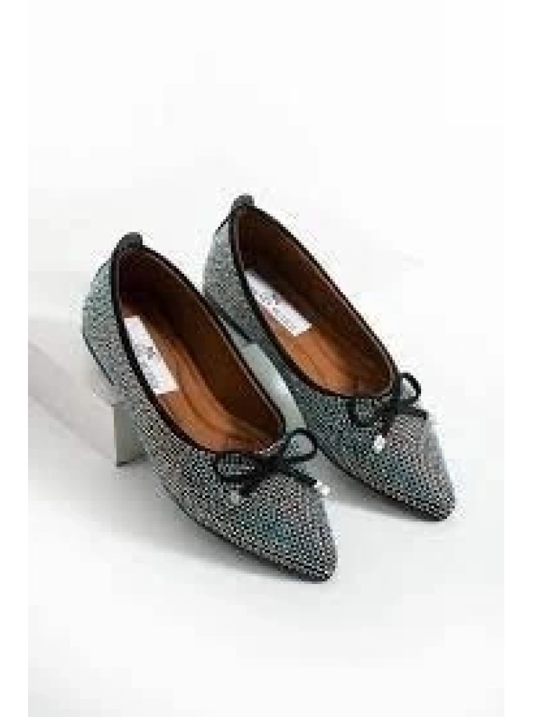 Sarra Siyah Saten İşlemeli Babet Ayakkabı