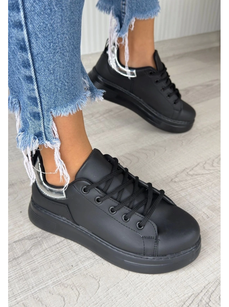 Sofio Siyah Cilt Bağcıklı Spor Ayakkabı