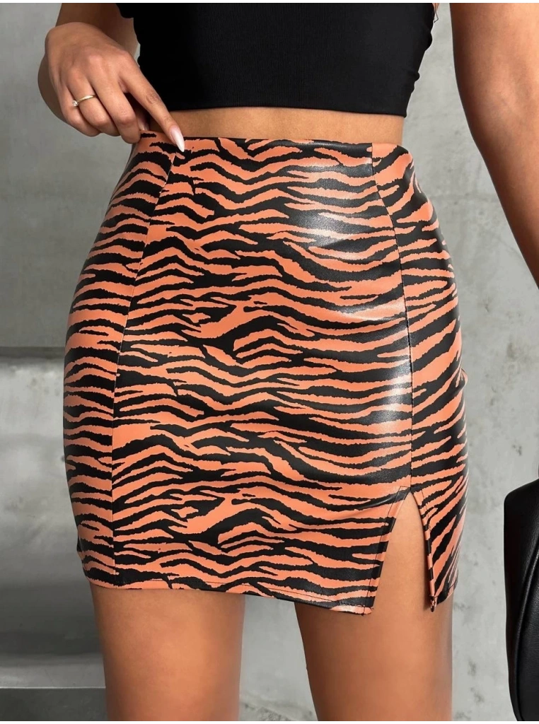 Tek yırtmaçlı zebra desenli deri etek kahvesiyah w24475-S