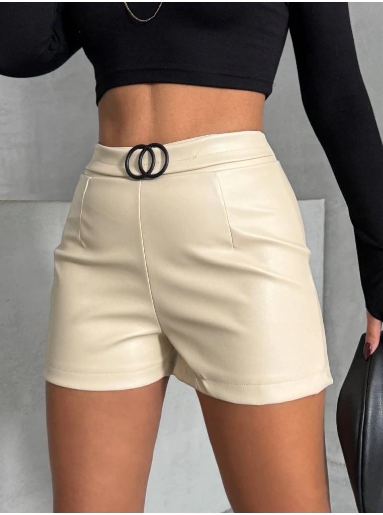 Tokalı deri şort h24444