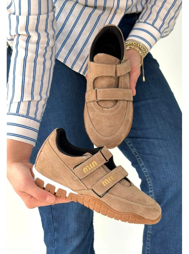 Tunga Bej Süet Cırt Cırtlı Spor Ayakkabı