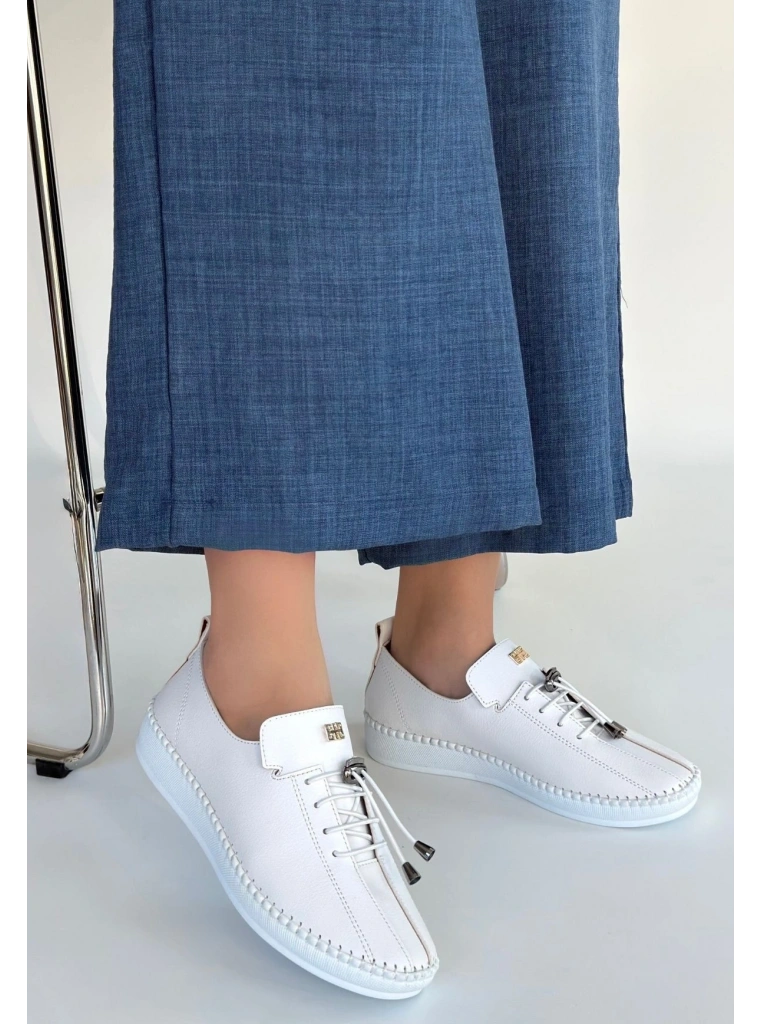 Warte Beyaz Deri Bağcıklı Spor Ayakkabı