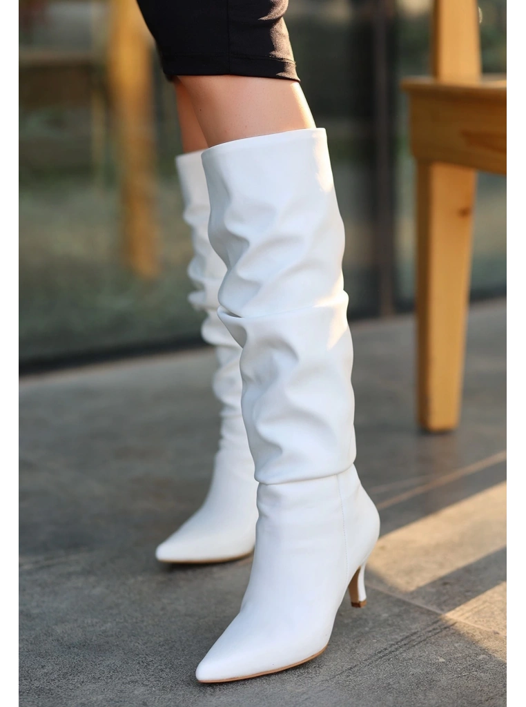 Zelya Beyaz Cilt Topuklu Çizme