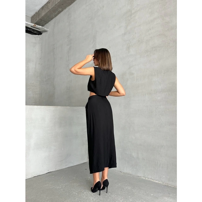 Çilek takım etek yelek