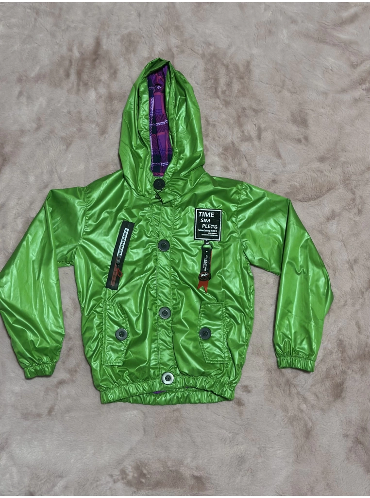 2-8 yaş arası erkek çocuk kapşonlu astarlı mont yağmurluk bennetton yeşil