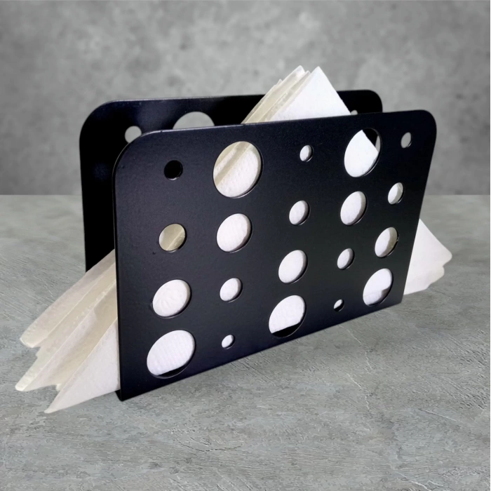 PEÇETELİK DELİKLİ MAT SİYAH