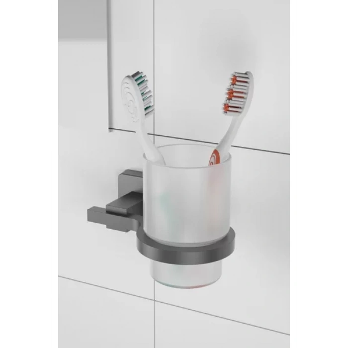 TURMALİN DİŞ FIRÇALIK SİYAH