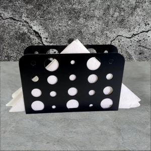 PEÇETELİK DELİKLİ MAT SİYAH