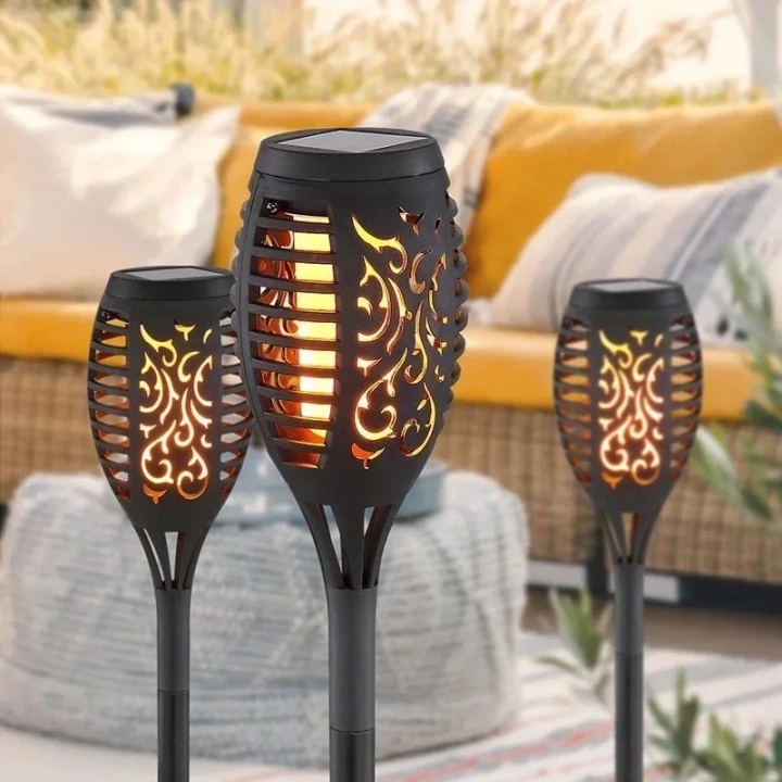 12 Ledli Alevli Solar Bahçe Aydınlatma  (5468)