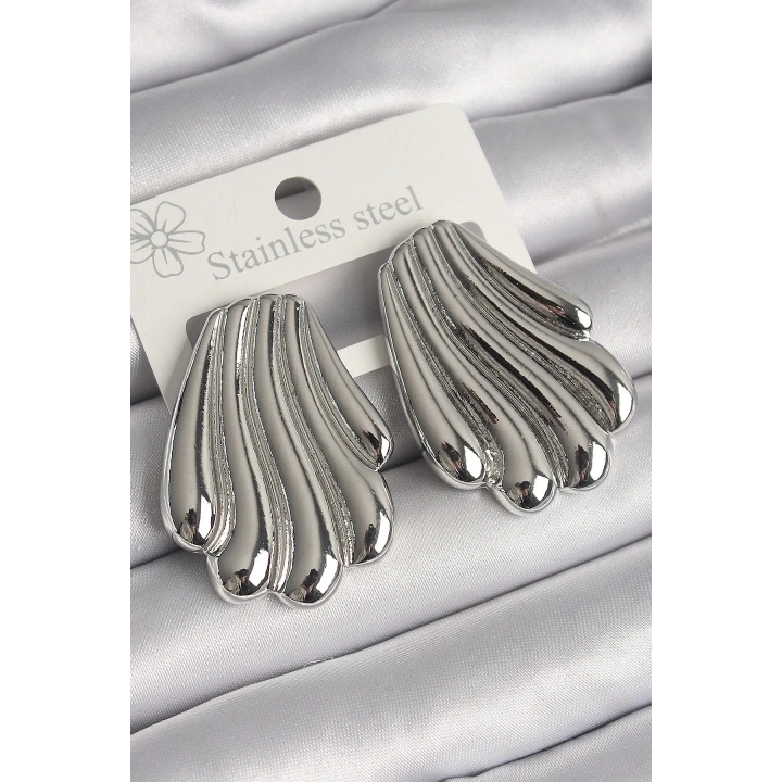 Mey İthalat® Pirinç Gümüş Renk İşlemeli İstiridye Model Kadın Küpe