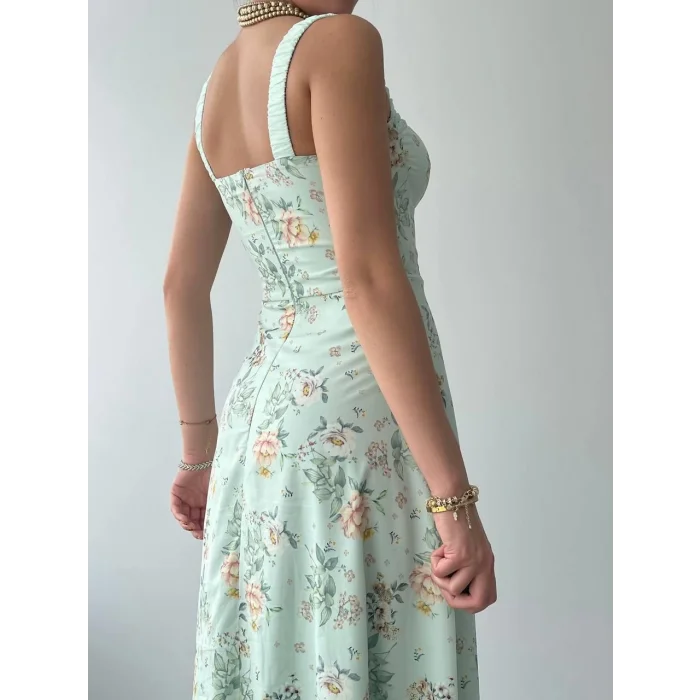 Anjelik Yırtmaç Detaylı Elbise