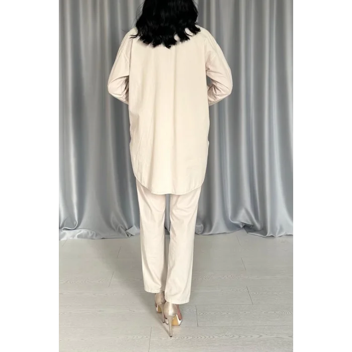 Bej Gömlek Ve Çıtçıtlı Pantolon Takım