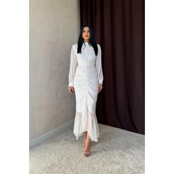Beyaz Önü Büzgülü Şifon Elbise