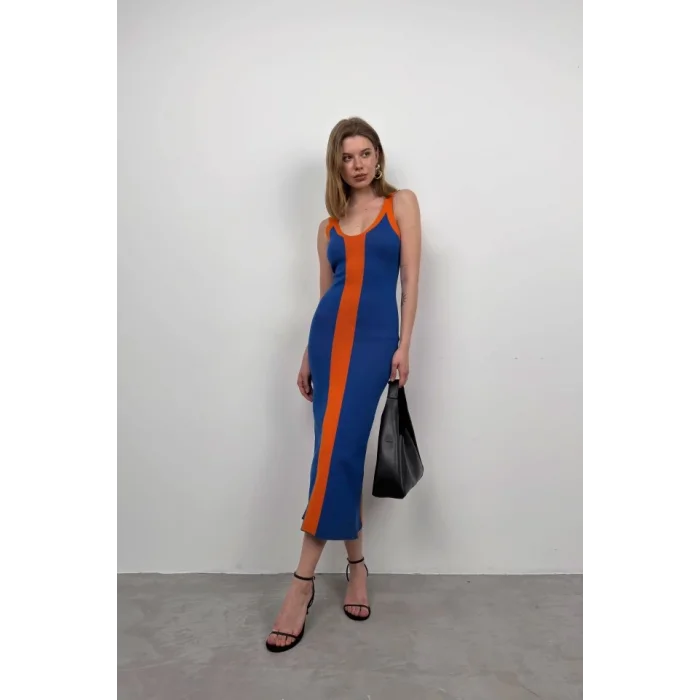 Çift Renk Yırtmaç Detay Elbise