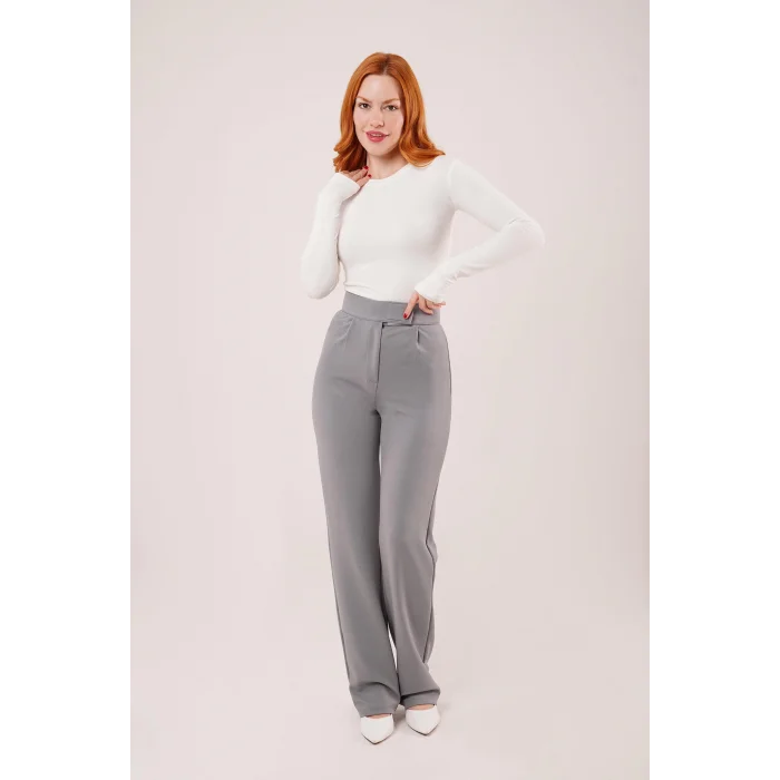 Cırt Kapama Detaylı Gri Pantolon