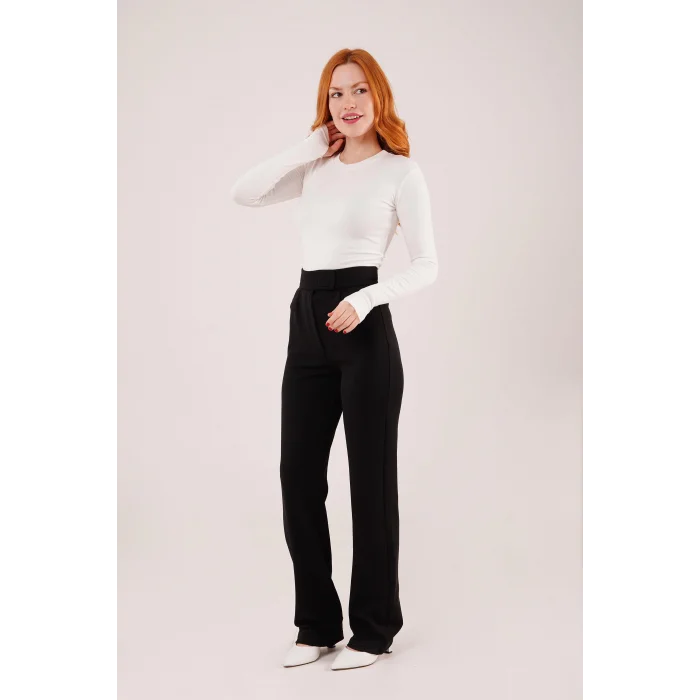 Cırt Kapama Detaylı Siyah Pantolon