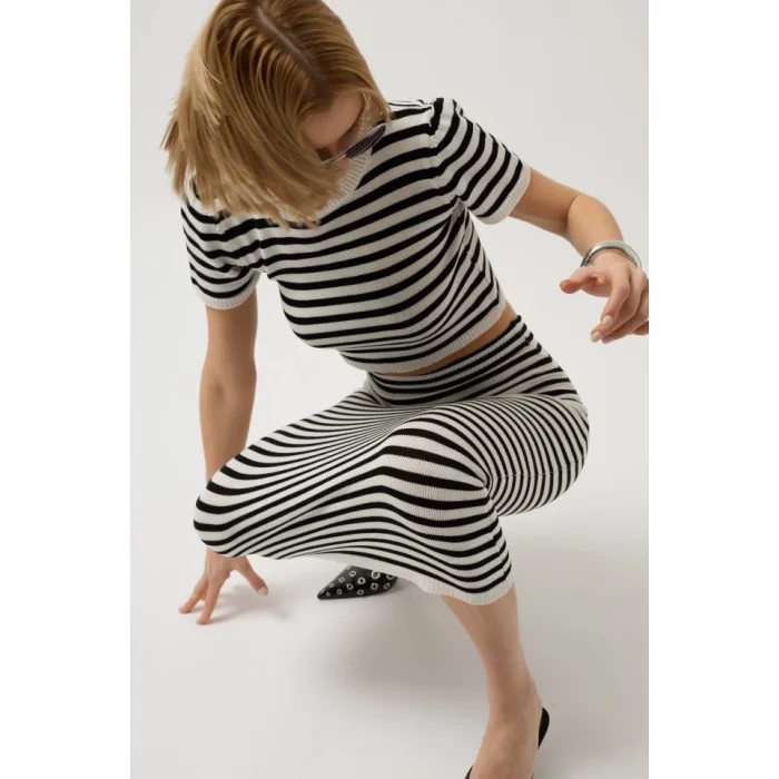 Çizgili Midi Dokulu Etek