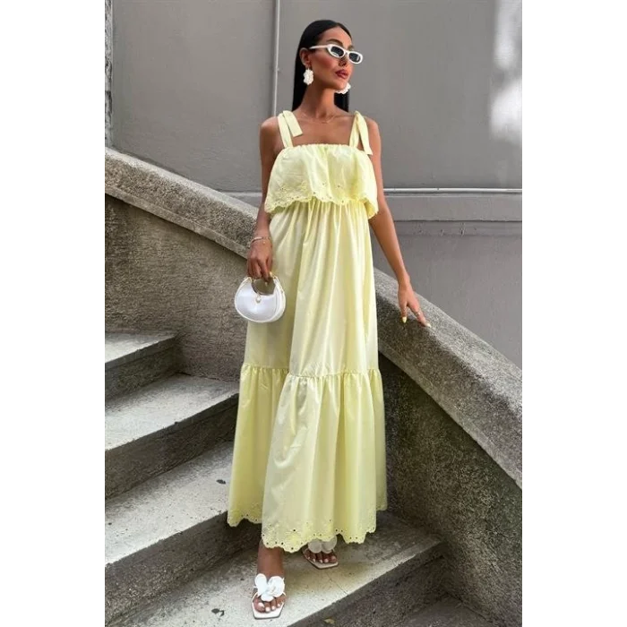 Etek Ucu Brode Nakışlı Boyundan Bağlamalı Elbise 2881